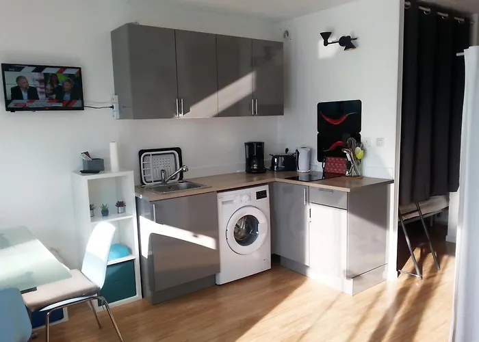 Avec Garage Et Grande Terrasse , Proximite Des Plages 아파트