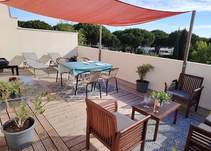 아파트 Avec Garage Et Grande Terrasse , Proximite Des Plages 라그랑모트